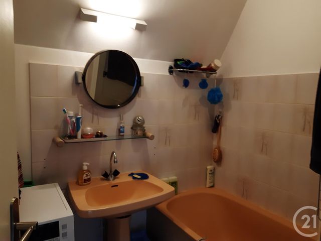 Appartement F2 à vendre - 2 pièces - 34.0 m2 - TOURGEVILLE - 14 - BASSE-NORMANDIE - Century 21 Tirard-Gardie Appartement F2 à vendre - 2 pièces - 34.0 m2 - TOURGEVILLE - 14 - BASSE-NORMANDIE - Century 21 Tirard-Gardie