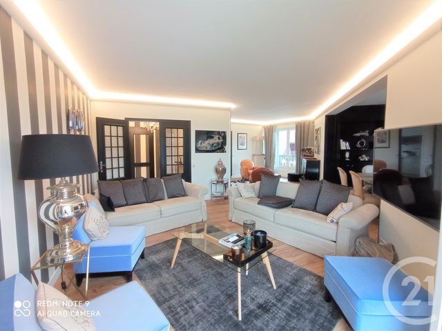 Afficher la photo en grand Appartement F3 à vendre - 3 pièces - 93.0 m2 - DEAUVILLE - 14 - BASSE-NORMANDIE - Century 21 Tirard-Gardie