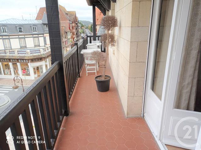 Afficher la photo en grand Appartement F3 à vendre - 3 pièces - 93.0 m2 - DEAUVILLE - 14 - BASSE-NORMANDIE - Century 21 Tirard-Gardie