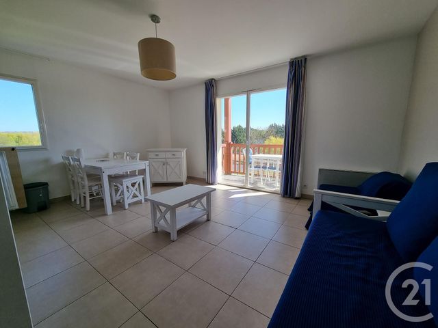 Afficher la photo en grand Appartement F2 à vendre - 2 pièces - 40.96 m2 - ST ARNOULT - 14 - BASSE-NORMANDIE - Century 21 Tirard-Gardie