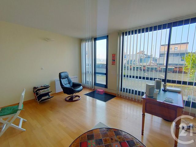 Afficher la photo en grand Appartement F4 à vendre - 4 pièces - 97.0 m2 - DEAUVILLE - 14 - BASSE-NORMANDIE - Century 21 Tirard-Gardie