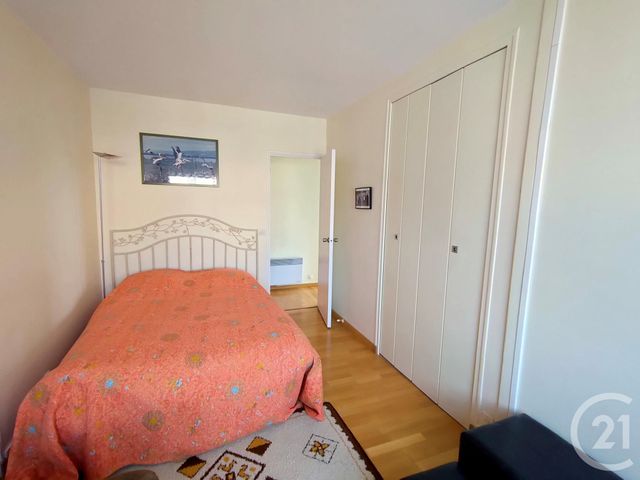 Afficher la photo en grand Appartement F4 à vendre - 4 pièces - 97.0 m2 - DEAUVILLE - 14 - BASSE-NORMANDIE - Century 21 Tirard-Gardie