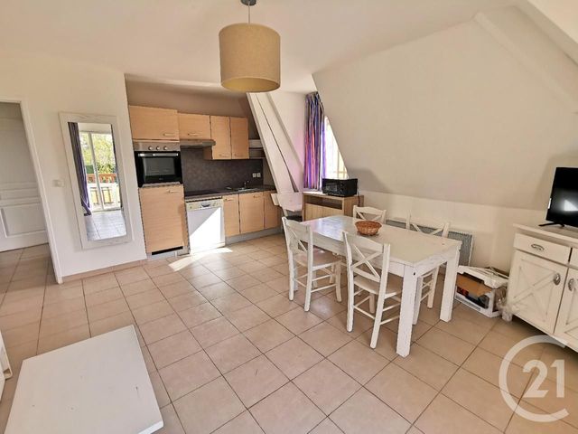 Afficher la photo en grand Appartement F2 à vendre - 2 pièces - 39.29 m2 - ST ARNOULT - 14 - BASSE-NORMANDIE - Century 21 Tirard-Gardie