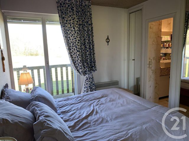 Appartement F5 à vendre - 5 pièces - 90.0 m2 - TOURGEVILLE - 14 - BASSE-NORMANDIE - Century 21 Tirard-Gardie Appartement F5 à vendre - 5 pièces - 90.0 m2 - TOURGEVILLE - 14 - BASSE-NORMANDIE - Century 21 Tirard-Gardie