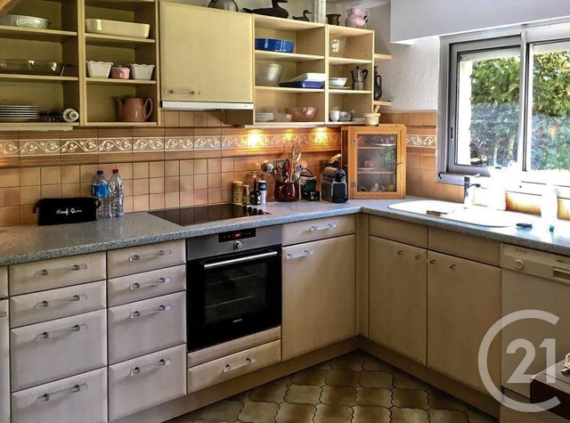 Appartement F5 à vendre - 5 pièces - 90.0 m2 - TOURGEVILLE - 14 - BASSE-NORMANDIE - Century 21 Tirard-Gardie Appartement F5 à vendre - 5 pièces - 90.0 m2 - TOURGEVILLE - 14 - BASSE-NORMANDIE - Century 21 Tirard-Gardie