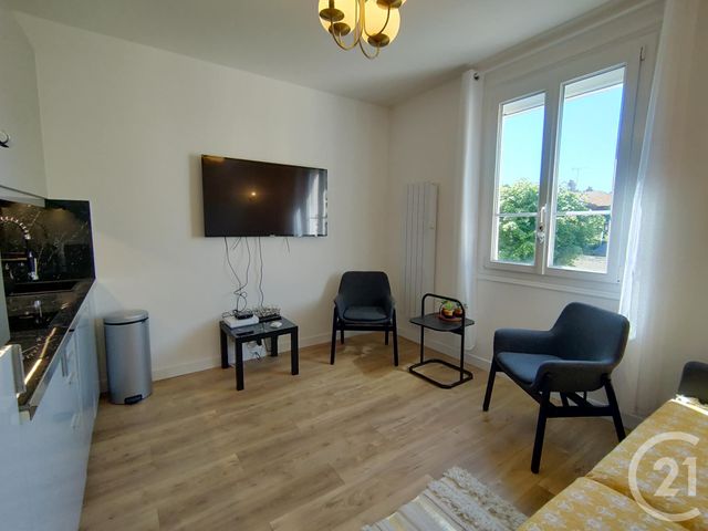 Appartement F2 à vendre - 2 pièces - 30.0 m2 - DEAUVILLE - 14 - BASSE-NORMANDIE - Century 21 Tirard-Gardie Appartement F2 à vendre - 2 pièces - 30.0 m2 - DEAUVILLE - 14 - BASSE-NORMANDIE - Century 21 Tirard-Gardie