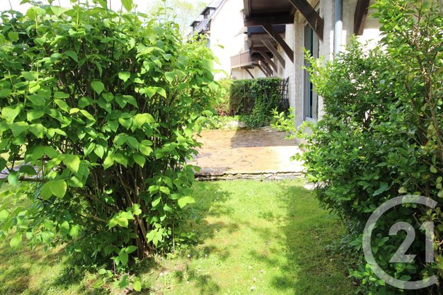 Appartement F2 à vendre - 2 pièces - 47.8 m2 - TOURGEVILLE - 14 - BASSE-NORMANDIE - Century 21 Tirard-Gardie Appartement F2 à vendre - 2 pièces - 47.8 m2 - TOURGEVILLE - 14 - BASSE-NORMANDIE - Century 21 Tirard-Gardie
