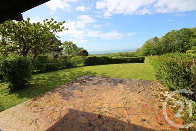 Appartement F2 à vendre - 2 pièces - 47.8 m2 - TOURGEVILLE - 14 - BASSE-NORMANDIE - Century 21 Tirard-Gardie Appartement F2 à vendre - 2 pièces - 47.8 m2 - TOURGEVILLE - 14 - BASSE-NORMANDIE - Century 21 Tirard-Gardie