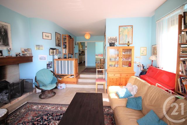 Appartement F2 à vendre - 2 pièces - 47.8 m2 - TOURGEVILLE - 14 - BASSE-NORMANDIE - Century 21 Tirard-Gardie Appartement F2 à vendre - 2 pièces - 47.8 m2 - TOURGEVILLE - 14 - BASSE-NORMANDIE - Century 21 Tirard-Gardie