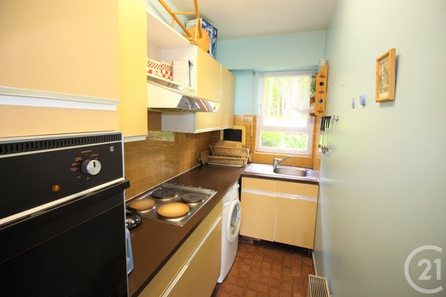 Appartement F2 à vendre - 2 pièces - 47.8 m2 - TOURGEVILLE - 14 - BASSE-NORMANDIE - Century 21 Tirard-Gardie Appartement F2 à vendre - 2 pièces - 47.8 m2 - TOURGEVILLE - 14 - BASSE-NORMANDIE - Century 21 Tirard-Gardie