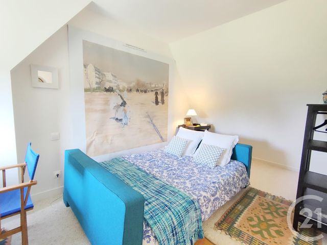 Afficher la photo en grand Appartement F5 à vendre - 5 pièces - 110.0 m2 - TOURGEVILLE - 14 - BASSE-NORMANDIE - Century 21 Tirard-Gardie