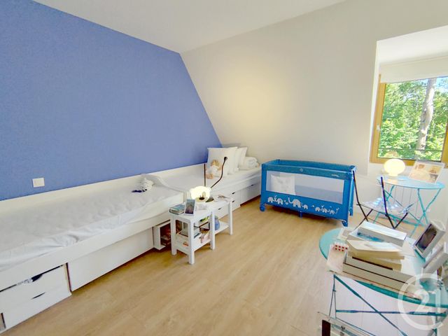 Afficher la photo en grand Appartement F5 à vendre - 5 pièces - 110.0 m2 - TOURGEVILLE - 14 - BASSE-NORMANDIE - Century 21 Tirard-Gardie