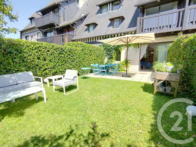 Afficher la photo en grand Appartement F5 à vendre - 5 pièces - 110.0 m2 - TOURGEVILLE - 14 - BASSE-NORMANDIE - Century 21 Tirard-Gardie