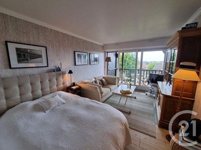 Afficher la photo en grand Appartement F1 à vendre - 1 pièce - 26.01 m2 - DEAUVILLE - 14 - BASSE-NORMANDIE - Century 21 Tirard-Gardie