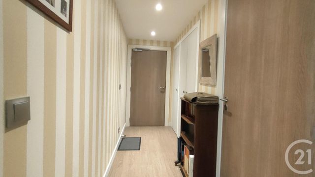 Afficher la photo en grand Appartement F4 à vendre - 4 pièces - 88.29 m2 - DEAUVILLE - 14 - BASSE-NORMANDIE - Century 21 Tirard-Gardie