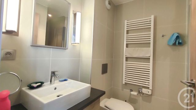 Afficher la photo en grand Appartement F4 à vendre - 4 pièces - 88.29 m2 - DEAUVILLE - 14 - BASSE-NORMANDIE - Century 21 Tirard-Gardie