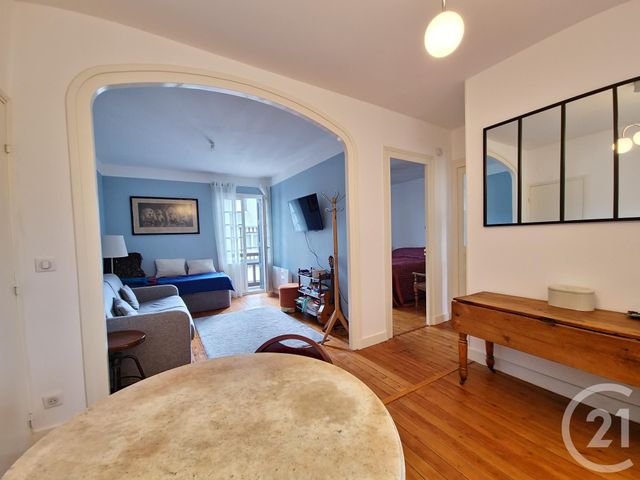 Appartement F7 à vendre - 6 pièces - 91.25 m2 - DEAUVILLE - 14 - BASSE-NORMANDIE - Century 21 Tirard-Gardie