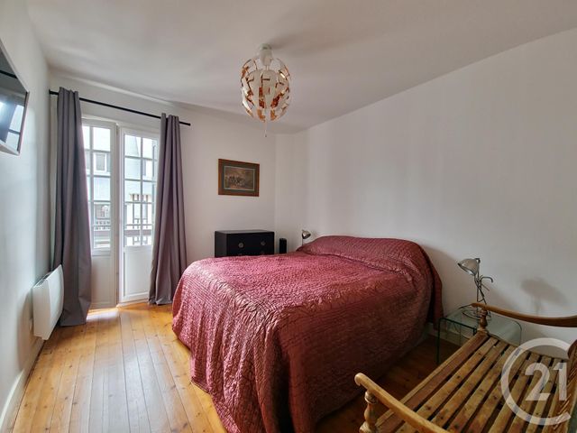 Appartement F7 à vendre - 6 pièces - 91.25 m2 - DEAUVILLE - 14 - BASSE-NORMANDIE - Century 21 Tirard-Gardie