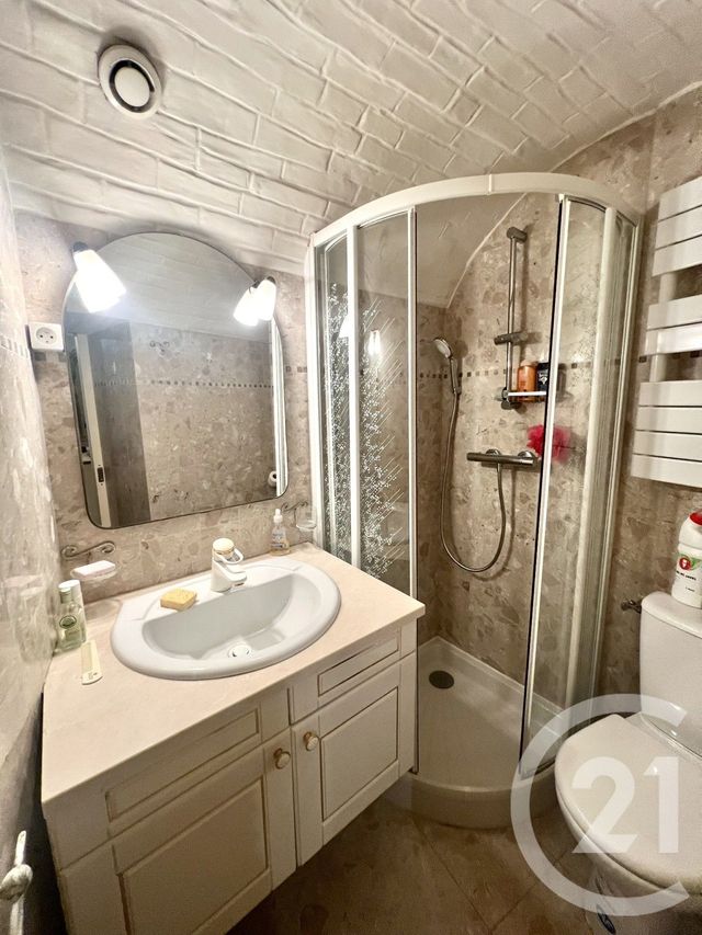 Appartement F4 à vendre - 4 pièces - 94.46 m2 - DEAUVILLE - 14 - BASSE-NORMANDIE - Century 21 Tirard-Gardie
