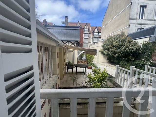 Appartement F4 à vendre - 4 pièces - 94.46 m2 - DEAUVILLE - 14 - BASSE-NORMANDIE - Century 21 Tirard-Gardie