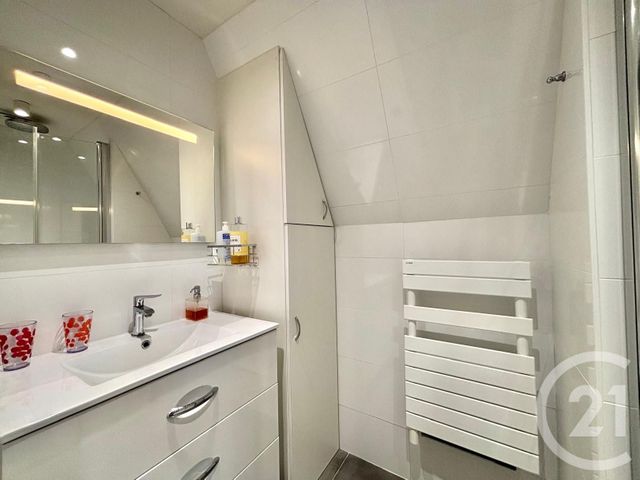 Appartement F4 à vendre - 4 pièces - 82.1 m2 - DEAUVILLE - 14 - BASSE-NORMANDIE - Century 21 Tirard-Gardie