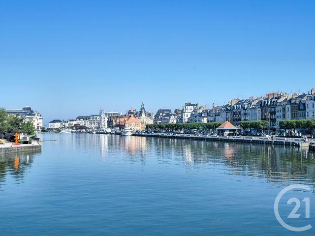 Appartement F5 à vendre TROUVILLE SUR MER