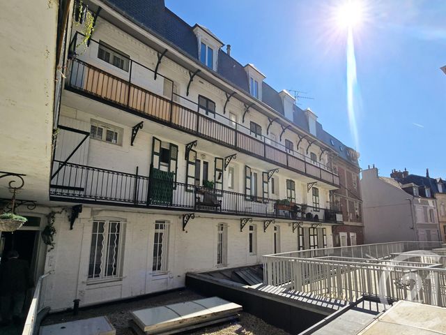 Appartement F2 à vendre - 2 pièces - 27.4 m2 - TROUVILLE SUR MER - 14 - BASSE-NORMANDIE - Century 21 Tirard-Gardie