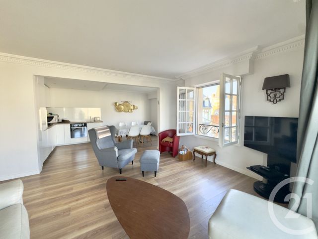 Appartement F4 à vendre - 4 pièces - 93.12 m2 - DEAUVILLE - 14 - BASSE-NORMANDIE - Century 21 Tirard-Gardie