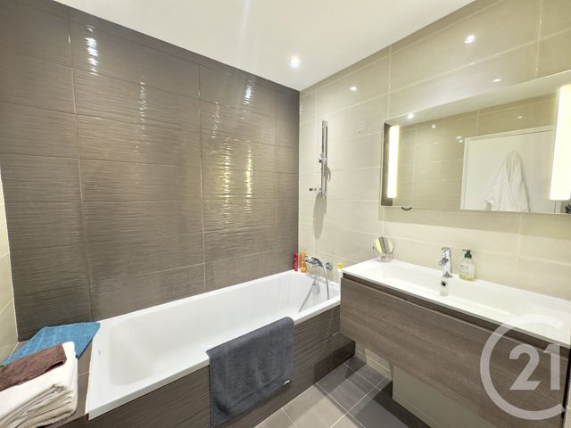 Appartement F4 à vendre - 4 pièces - 93.12 m2 - DEAUVILLE - 14 - BASSE-NORMANDIE - Century 21 Tirard-Gardie