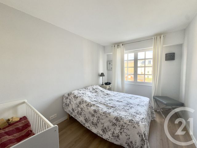 Appartement F4 à vendre - 4 pièces - 93.12 m2 - DEAUVILLE - 14 - BASSE-NORMANDIE - Century 21 Tirard-Gardie