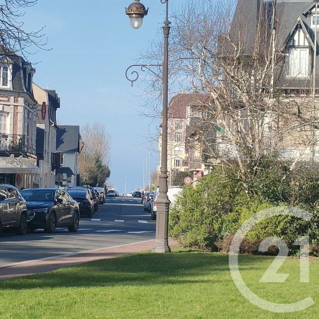 Appartement F1 à vendre - 1 pièce - 22.17 m2 - DEAUVILLE - 14 - BASSE-NORMANDIE - Century 21 Tirard-Gardie
