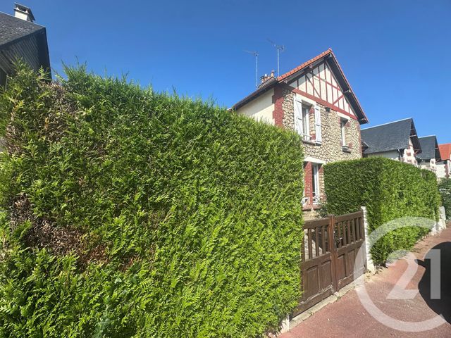 maison à vendre - 4 pièces - 75.5 m2 - DEAUVILLE - 14 - BASSE-NORMANDIE - Century 21 Tirard-Gardie