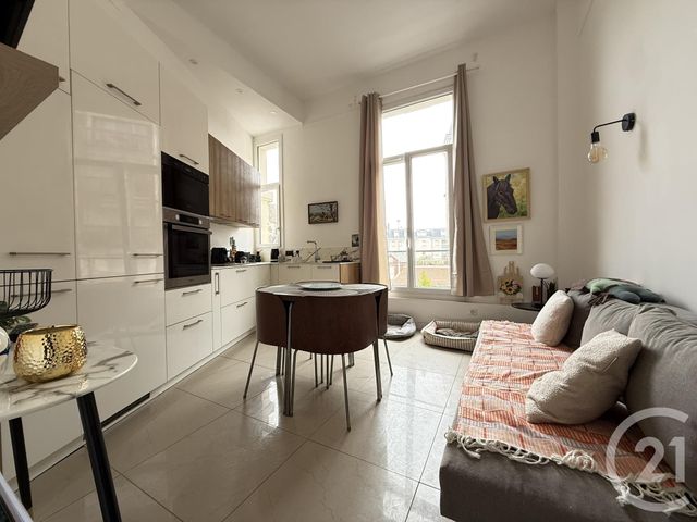 Afficher la photo en grand Appartement F2 à vendre - 2 pièces - 39.62 m2 - DEAUVILLE - 14 - BASSE-NORMANDIE - Century 21 Tirard-Gardie