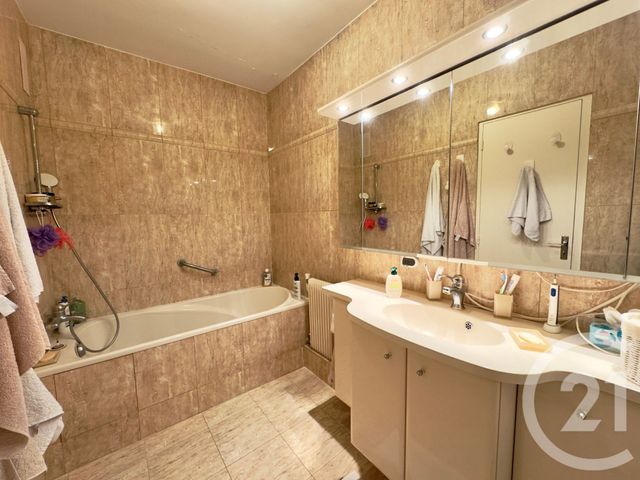 Appartement F3 à vendre - 3 pièces - 58.79 m2 - DEAUVILLE - 14 - BASSE-NORMANDIE - Century 21 Tirard-Gardie