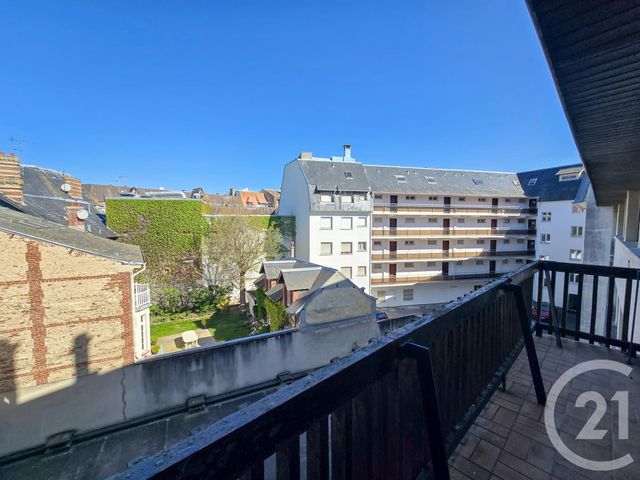 Appartement T1 à vendre - 1 pièce - 27.49 m2 - DEAUVILLE - 14 - BASSE-NORMANDIE - Century 21 Tirard-Gardie
