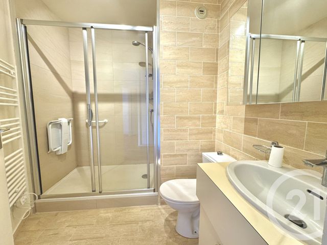 Appartement F3 à vendre - 3 pièces - 72.75 m2 - DEAUVILLE - 14 - BASSE-NORMANDIE - Century 21 Tirard-Gardie
