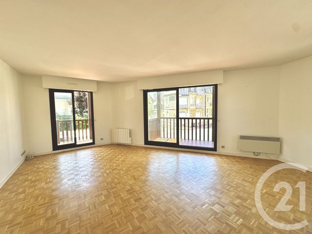 Appartement F3 à vendre - 3 pièces - 72.75 m2 - DEAUVILLE - 14 - BASSE-NORMANDIE - Century 21 Tirard-Gardie