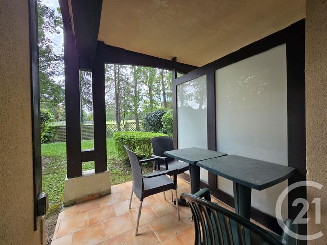 Appartement F2 à vendre - 2 pièces - 32.37 m2 - DEAUVILLE - 14 - BASSE-NORMANDIE - Century 21 Tirard-Gardie