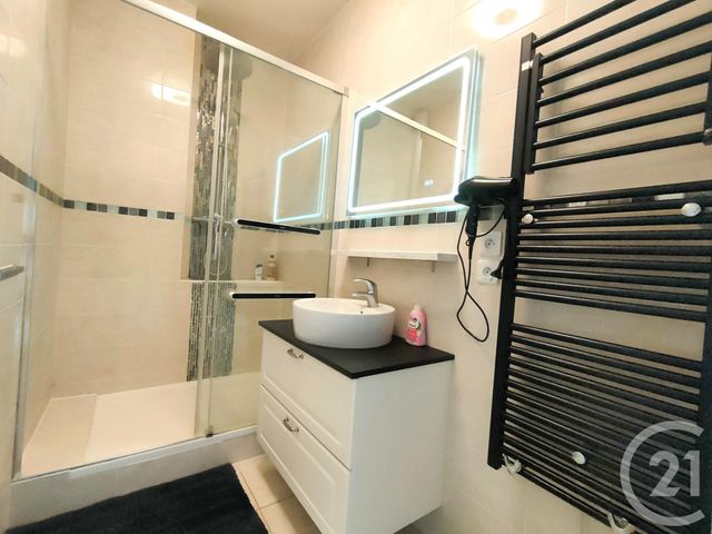 Afficher la photo en grand Appartement F3 à vendre - 3 pièces - 57.28 m2 - DEAUVILLE - 14 - BASSE-NORMANDIE - Century 21 Tirard-Gardie