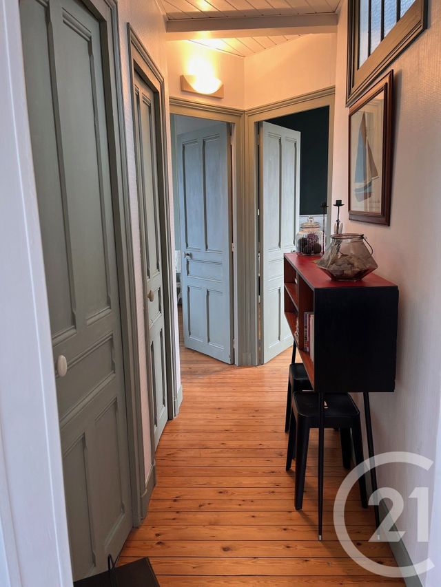 Appartement F4 à vendre - 4 pièces - 71.96 m2 - DEAUVILLE - 14 - BASSE-NORMANDIE - Century 21 Tirard-Gardie