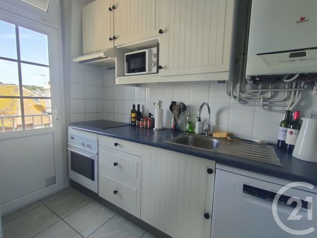 Appartement F4 à vendre - 4 pièces - 71.96 m2 - DEAUVILLE - 14 - BASSE-NORMANDIE - Century 21 Tirard-Gardie