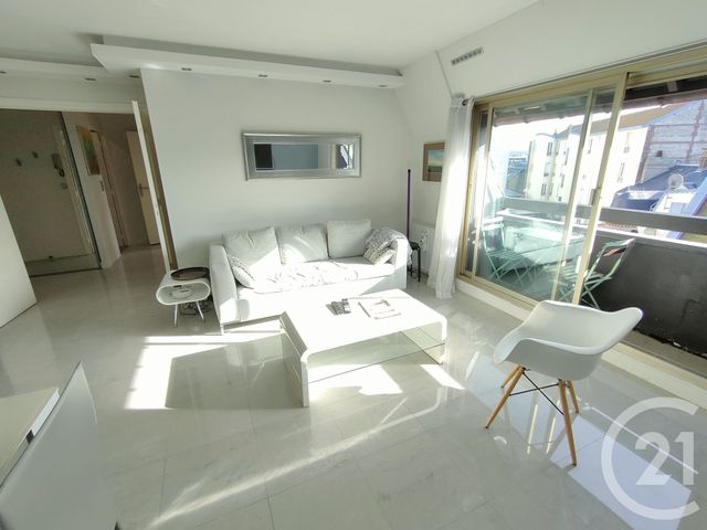 Appartement F2 à vendre - 2 pièces - 55.52 m2 - DEAUVILLE - 14 - BASSE-NORMANDIE - Century 21 Tirard-Gardie