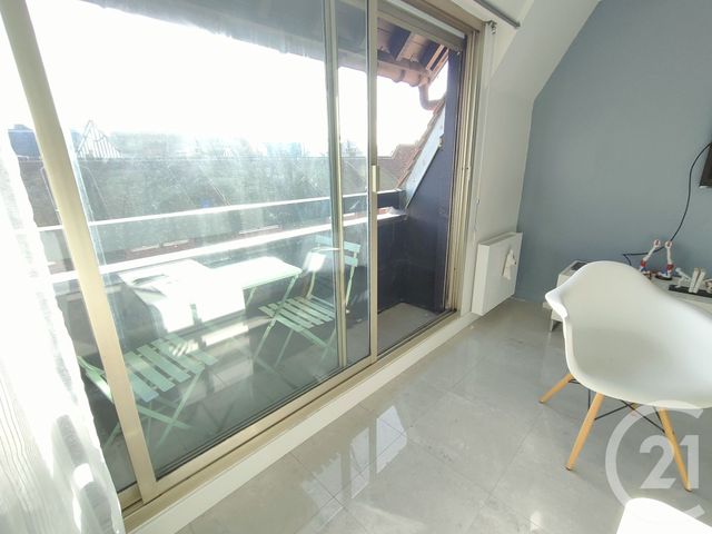 Appartement F2 à vendre - 2 pièces - 55.52 m2 - DEAUVILLE - 14 - BASSE-NORMANDIE - Century 21 Tirard-Gardie