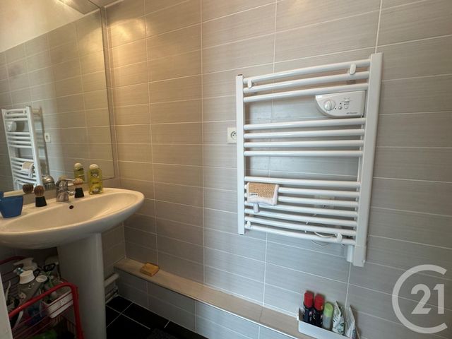 Afficher la photo en grand Appartement F4 à vendre - 4 pièces - 90.26 m2 - DEAUVILLE - 14 - BASSE-NORMANDIE - Century 21 Tirard-Gardie