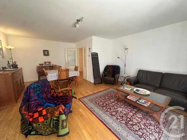 Afficher la photo en grand Appartement F4 à vendre - 4 pièces - 90.26 m2 - DEAUVILLE - 14 - BASSE-NORMANDIE - Century 21 Tirard-Gardie