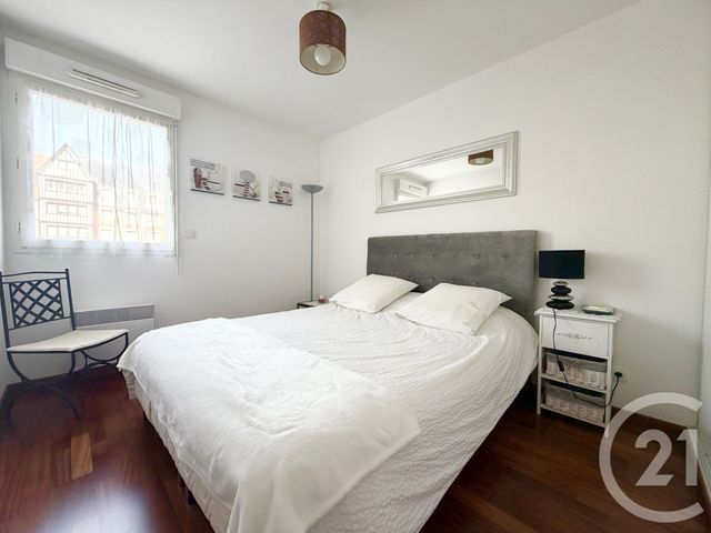 Appartement F2 à vendre - 2 pièces - 46.57 m2 - DEAUVILLE - 14 - BASSE-NORMANDIE - Century 21 Tirard-Gardie