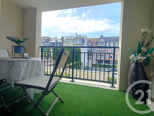 Appartement F2 à vendre - 2 pièces - 46.57 m2 - DEAUVILLE - 14 - BASSE-NORMANDIE - Century 21 Tirard-Gardie