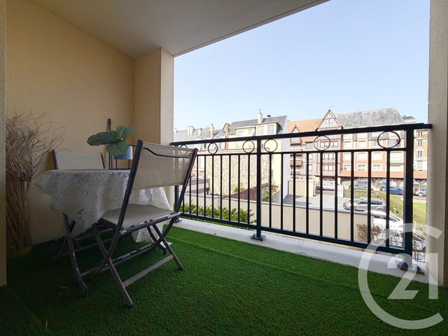 Appartement F2 à vendre - 2 pièces - 46.57 m2 - DEAUVILLE - 14 - BASSE-NORMANDIE - Century 21 Tirard-Gardie