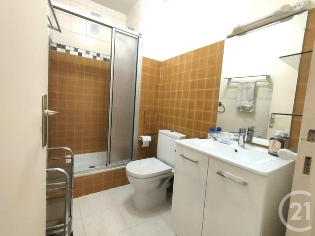 Afficher la photo en grand Appartement F3 à vendre - 3 pièces - 64.76 m2 - TOURGEVILLE - 14 - BASSE-NORMANDIE - Century 21 Tirard-Gardie