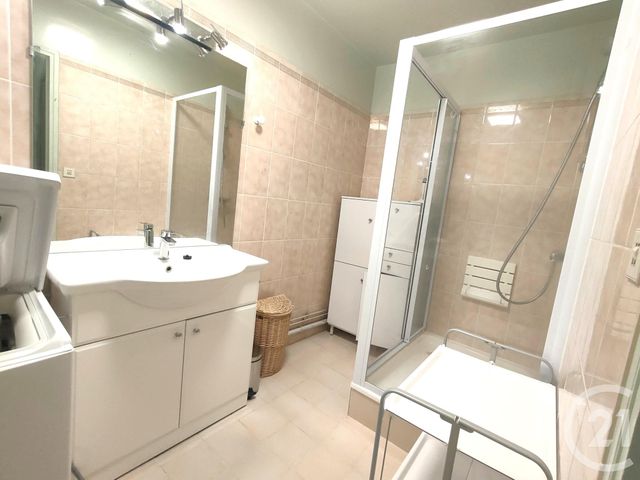 Afficher la photo en grand Appartement F3 à vendre - 3 pièces - 64.76 m2 - TOURGEVILLE - 14 - BASSE-NORMANDIE - Century 21 Tirard-Gardie